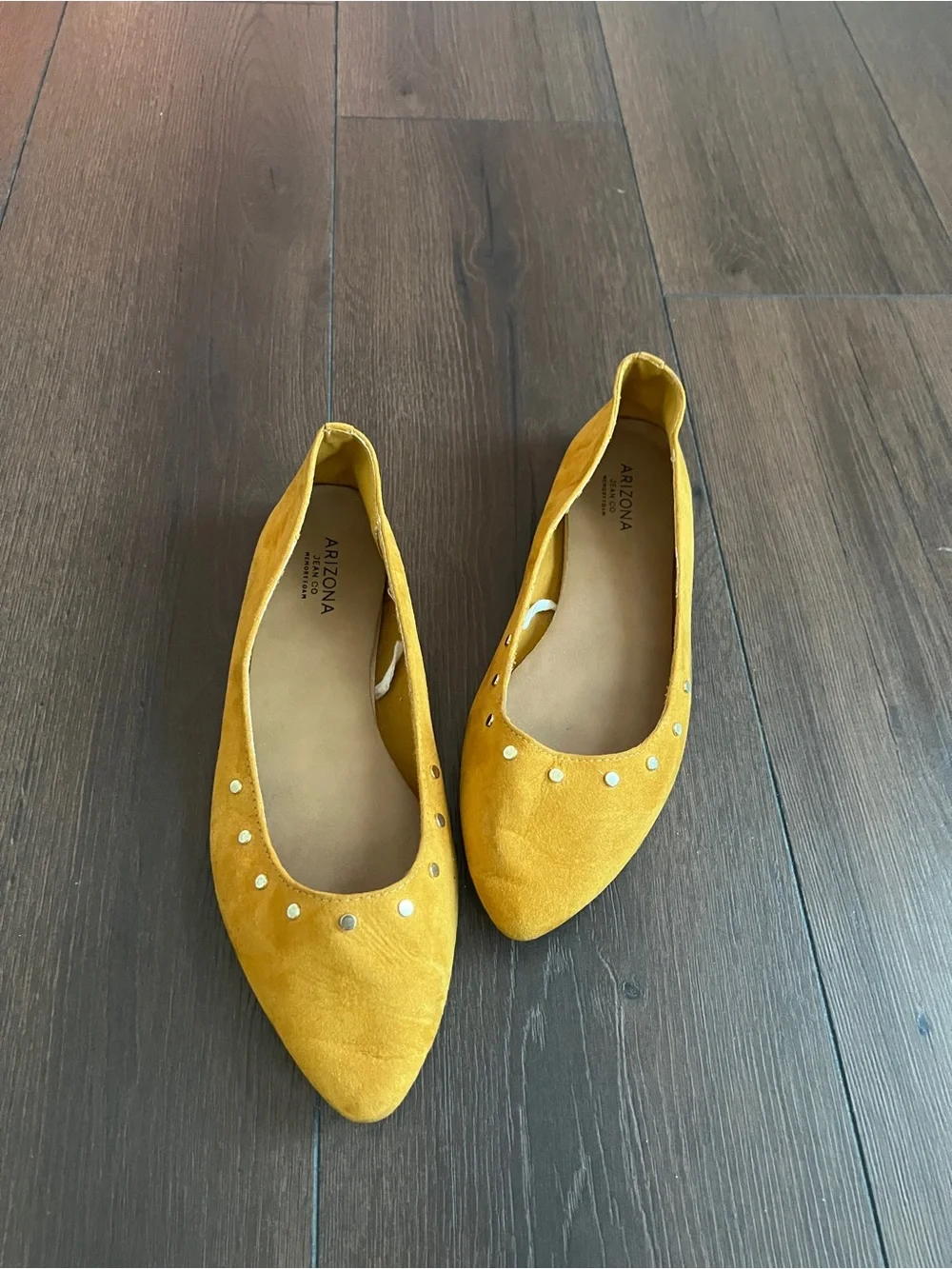 Arizona Jean Company Yellow Studded Pointed Flats